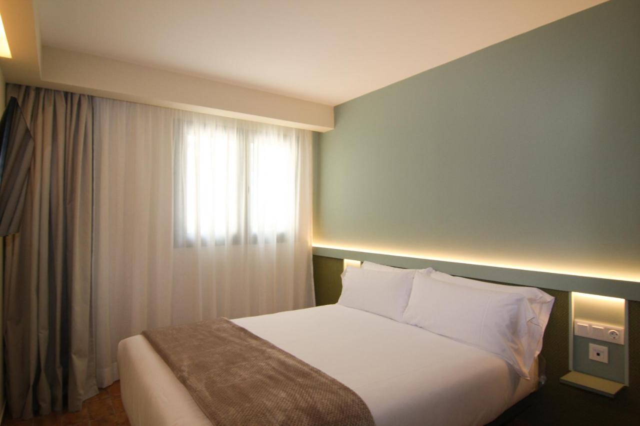 Apartamentos Las Ciencias A バレンシア エクステリア 写真