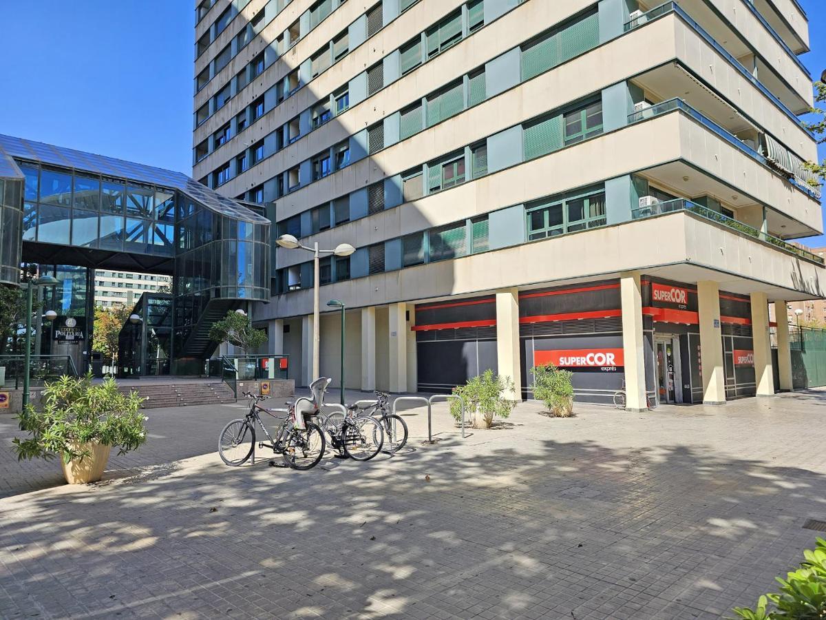 Apartamentos Las Ciencias A バレンシア エクステリア 写真